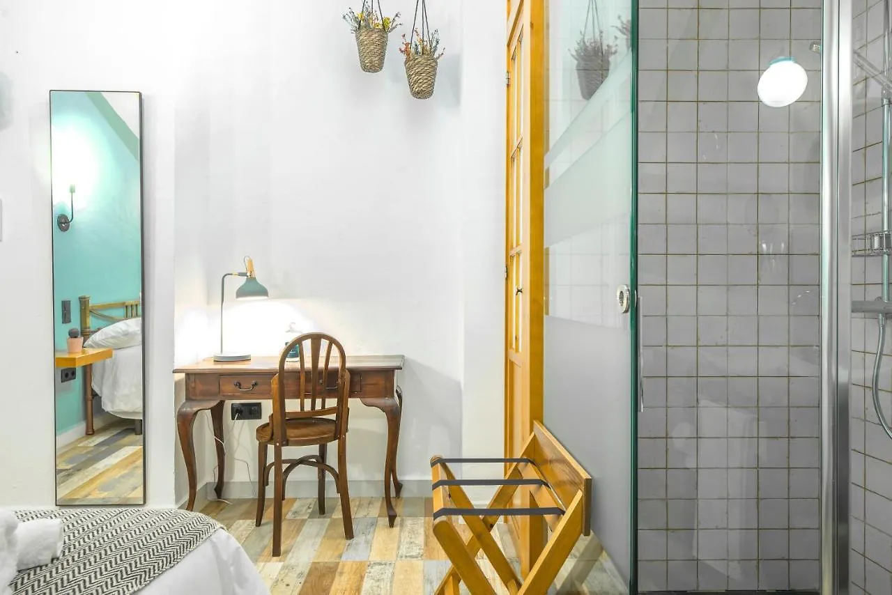 Manuel De La Capilla Hotel Arbuniel
